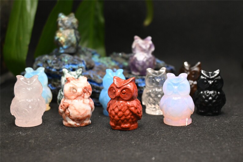 1.2" Natural Mini crystal Owl/Quartz Crystal Skull/Crystal Eevee/reiki Healing Figurine/Crystal Decor/Crystal Gift 1pc