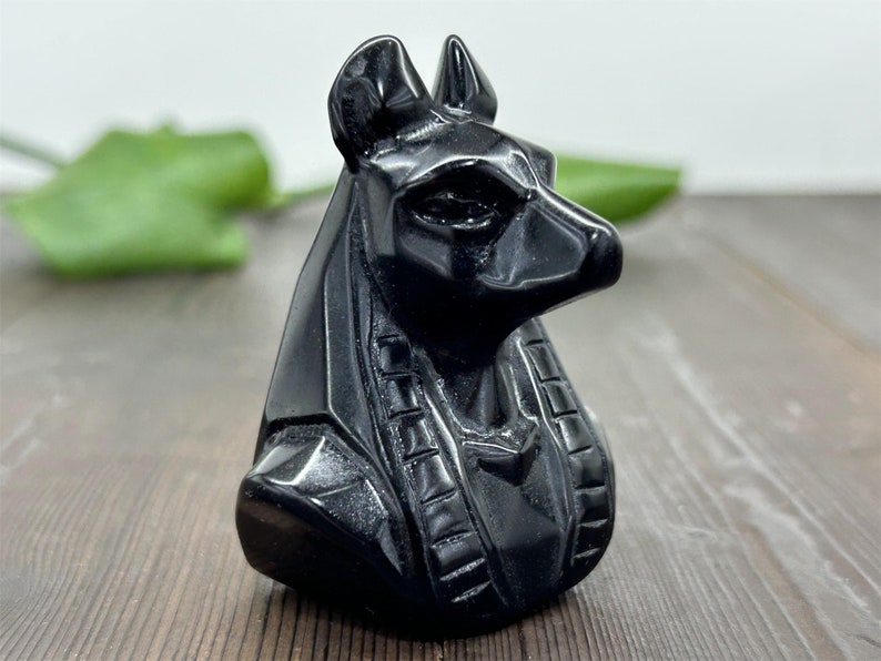 2.4" Natural Obsidain Carved Anubis,Crystal Carving,Obsidian Anubis,Reiki Healing，Home Decoration,Crystal Collect,Christmas Gifts 1PC