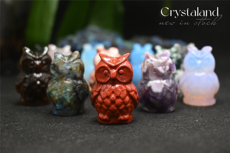 1.2" Natural Mini crystal Owl/Quartz Crystal Skull/Crystal Eevee/reiki Healing Figurine/Crystal Decor/Crystal Gift 1pc