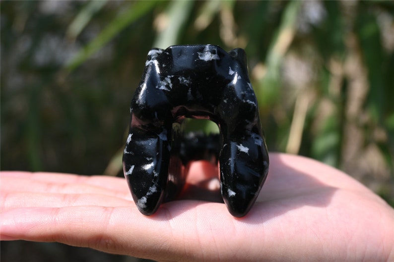 3'' Natural Snowflake Obsidian Carved tyrannosaurus Skull，Crystal Carved Dinosaur skull，Quartz crystal，Crystal healing skull 1PC