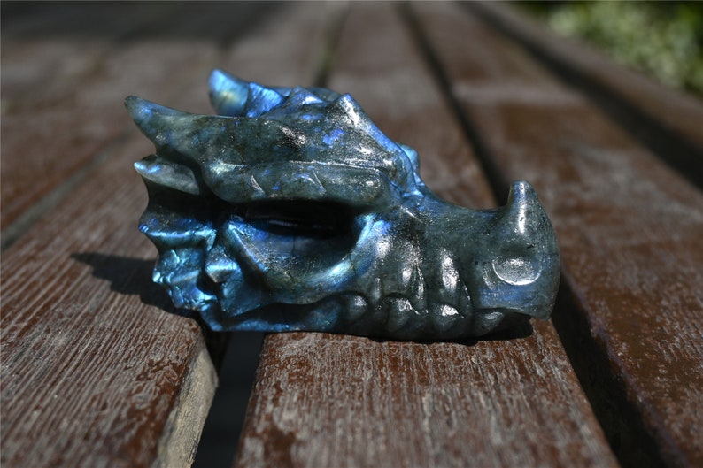 3.2'' Natural Hand carved Labradorite Dragon skull，Crystal Dragon，Labradorite Dragon skull，Quartz Crystal，Crystal ornament，Crystal healing