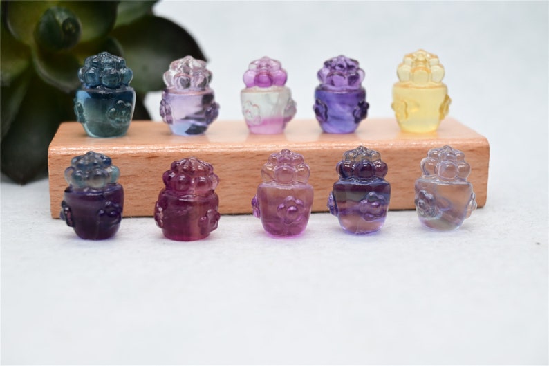 15mm Natural Hand carved Mini Fluorite Cactus，Quartz Crystal carved，Crystal decor，Fluorite flower，Crystal ornament，Crystal healing