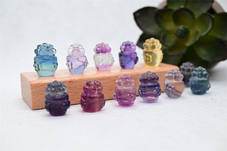 15mm Natural Hand carved Mini Fluorite Cactus，Quartz Crystal carved，Crystal decor，Fluorite flower，Crystal ornament，Crystal healing