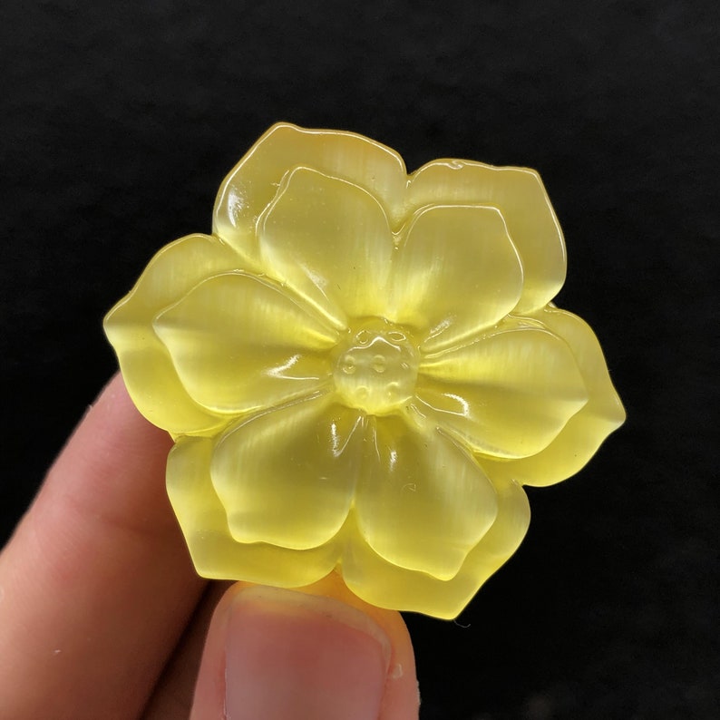 35mm+ Yellow Cat's Eye Flower,Hand Carved Flower,Yellow Cat's Eye Carving,Reiki Healing,Home Decoration,Collection,Crystal Gift 1PC