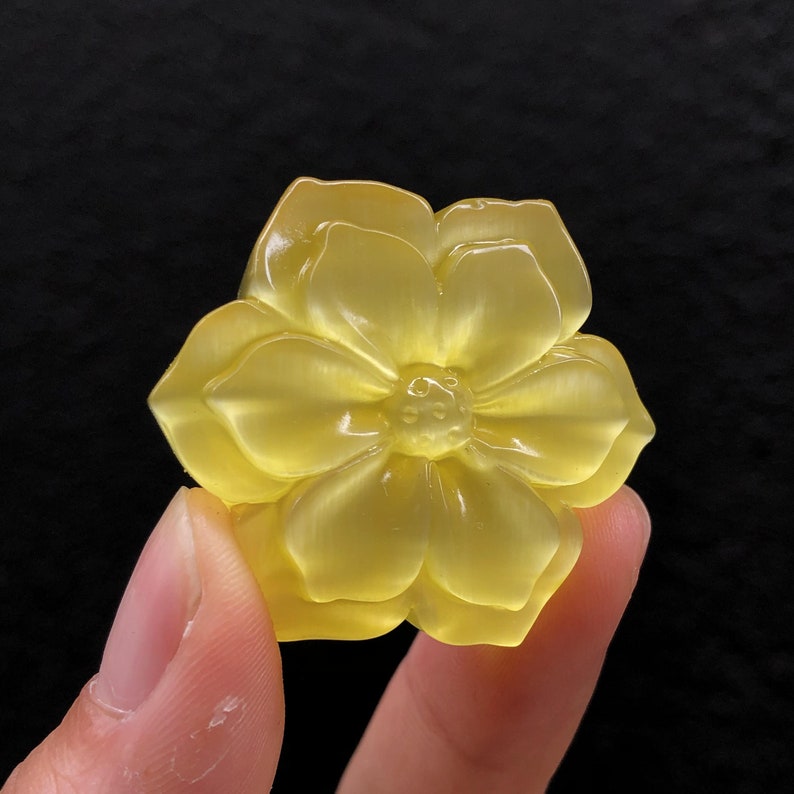 35mm+ Yellow Cat's Eye Flower,Hand Carved Flower,Yellow Cat's Eye Carving,Reiki Healing,Home Decoration,Collection,Crystal Gift 1PC