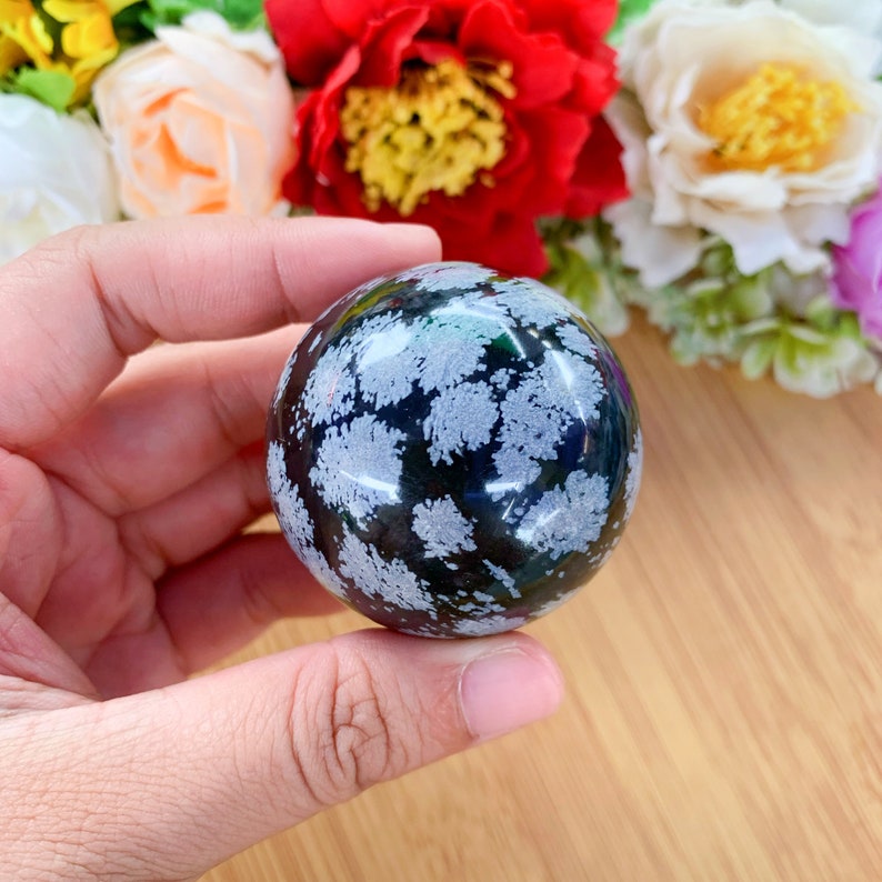 3.5 cm+ Snowflake Obsidian Spheres, Crystal Polished Balls Reiki Healing Meditation Chakra Room Decor Hand Made Massage Home Decoration Gift