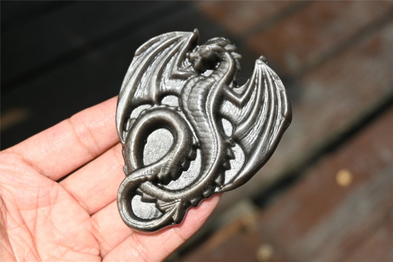3'' Natural Hand carved Silver Obsidian Dragon，Crystal dragon，Quartz Crystal，Halloween gift，Crystal ornament，Crystal Healing