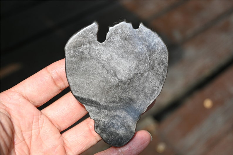 3'' Natural Hand carved Silver Obsidian Dragon，Crystal dragon，Quartz Crystal，Halloween gift，Crystal ornament，Crystal Healing