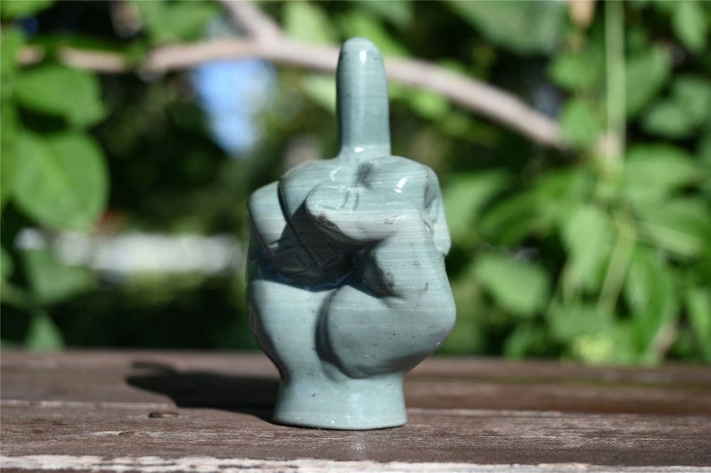 3.1'' Natural Hand Carved Dushan jade Middle finger，Crystal statue，Quartz Crystal，Crystal Riot，crystal Gesture,Crystal gesture 1PC