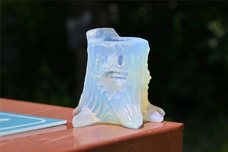 2.8'' carved Opalite Ghost tree hole，Crystal Ghost tree hole，Halloween gift，Quartz Crystal，Hand carved skull，Crystal ornament Healing 1PC