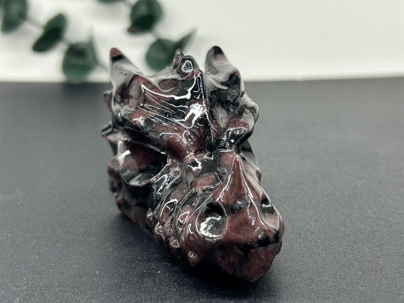 3.6" Natural Garnet Dragon，Quartz Crystal Dragon Head Carving,Garnet Dragon，Home Decor，Reiki Healing Figurine，Crystal gifts 1PC