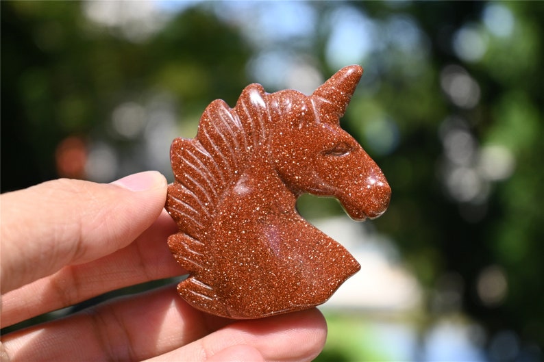 2" Carved Red gold sand Unicorn,Unicorn skull，Crystal unicorn，Carved skull，Quartz Crystal，Red gold sand skull，crystal skull healing 1PC