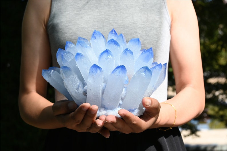 5KG+ Laboratory Blue Crystal cluster，Blue quartz Cluster，Quartz Point VUG，Mineral Specimen Healing Degaussing Decor Collection 1PC