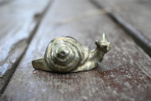 2'' Carved Chalcopyrite Snail，Quartz Crystal Carvings，Crystal Snail，Gemstone carved Snail，Crystal Gifts 1pc