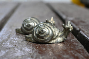 2'' Carved Chalcopyrite Snail，Quartz Crystal Carvings，Crystal Snail，Gemstone carved Snail，Crystal Gifts 1pc