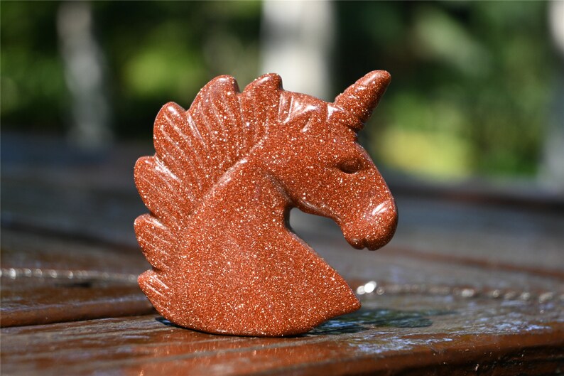 2" Carved Red gold sand Unicorn,Unicorn skull，Crystal unicorn，Carved skull，Quartz Crystal，Red gold sand skull，crystal skull healing 1PC