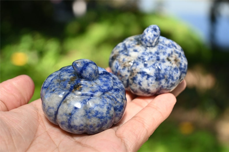 1.9'' Natural Blue dot stone pumpkin，Pumpkin Skull，Crystal Healing，Halloween pumpkin Decoration，Halloween Gifts Carving，Crystal Gifts 1PC