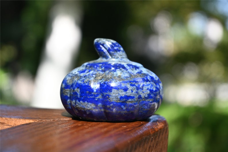 1.9'' Natural Lapis lazuli pumpkin，Pumpkin Skull，Crystal Healing，Halloween pumpkin Decoration，Halloween Gifts Carving，Crystal Gifts 1PC