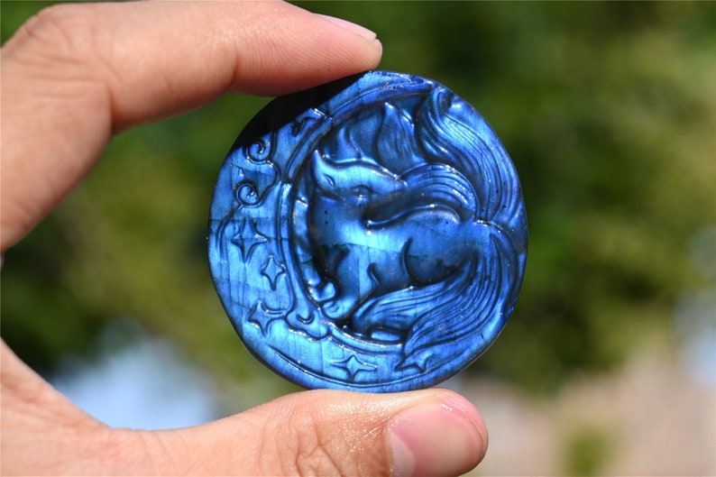 2'' Natural carved Labradorite Fox skull pendant，Quartz crystal，Crystal fox，Crystal Gift，Present，Home Decor，Crystal Healing-1PC