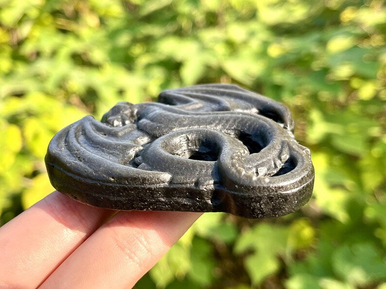 Natural gold Obsidian Dragon,Crystal Carved Dragon, quartz Crystal, Obsidian Smaug statue, Reiki Heal,Home Decoration,Crystal Gifts 1PC