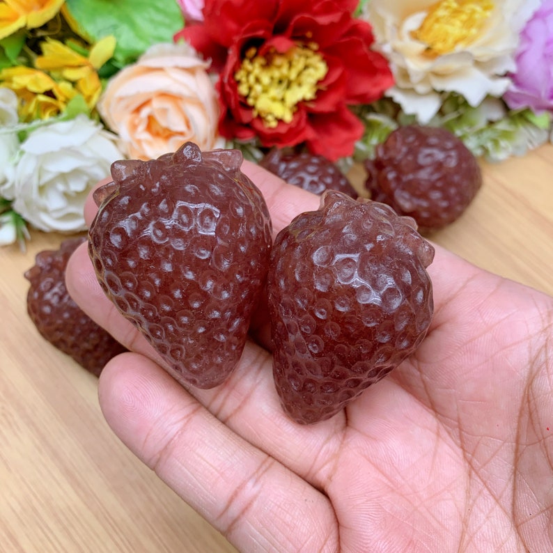 Exquisite 1.5" Strawberry Quartz Crystal Carving - Eye-Catching Home Decor, Memorable Housewarming Gift, Must-Have for Crystal Lovers