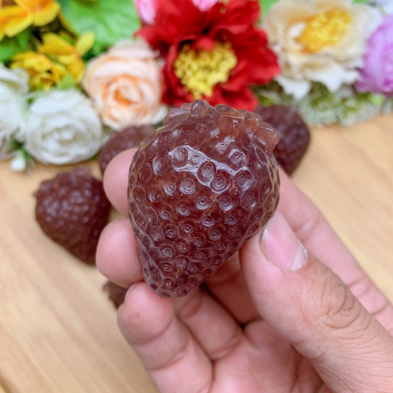 Exquisite 1.5" Strawberry Quartz Crystal Carving - Eye-Catching Home Decor, Memorable Housewarming Gift, Must-Have for Crystal Lovers