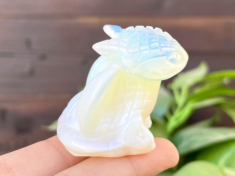 1.6" Opalite Carved Toothless ,Quartz Crystal Carved Dragon，Opalite Toothless,Crystal Dragon Collect，Crystal decor，Crystal Gifts 1PC