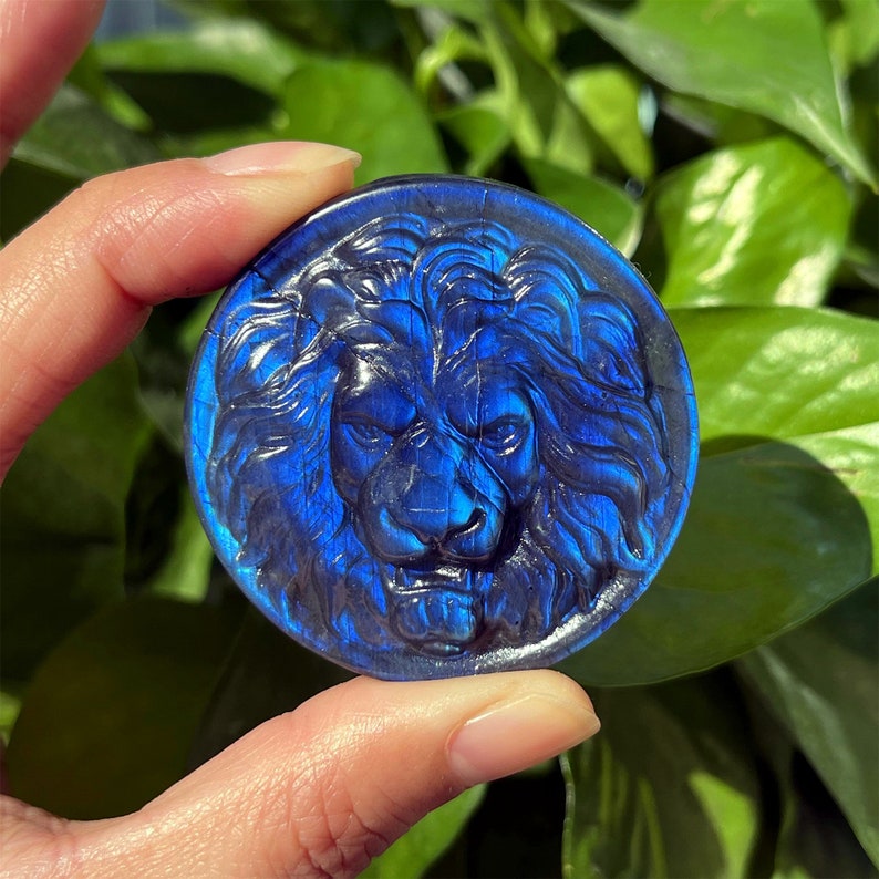 Natural Hand Labradorite Round Lion Carved, Crystal Quartz Round Lion ,Home Decoration, Reiki Healing, Mineral Specimen, Crystal Gifts