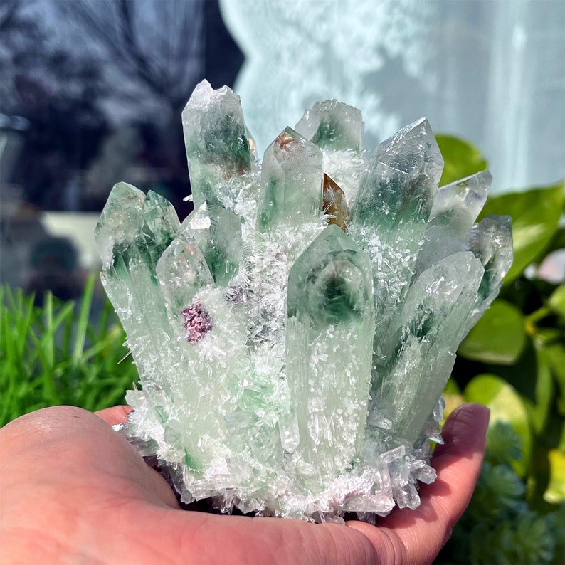 Green Ghost Quartz Crystal Cluster,Crystal Point,Quartz Vug,Mineral Specimen,Home Decoration,Crystal Reiki,Crystal Chakra,Crystal Gifts.
