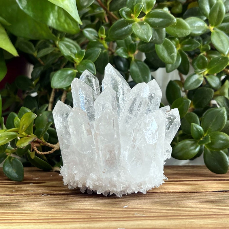 Natural Clear Quartz Crystal Cluster,Crystal Point,Quartz Vug,Mineral Specimen,Home Decoration,Crystal Reiki,Crystal Chakra,Crystal Gift.