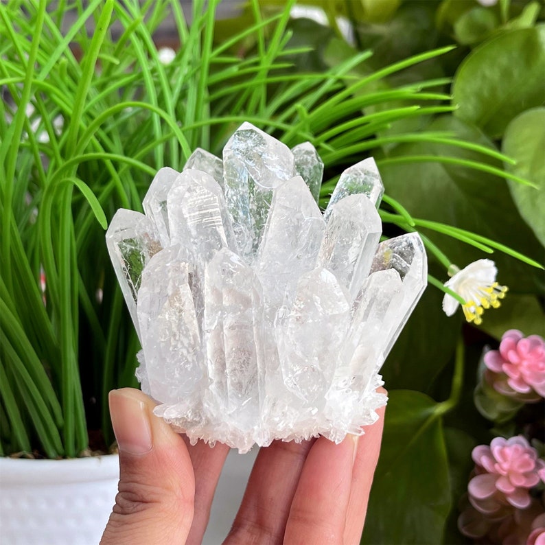Natural Clear Quartz Crystal Cluster,Crystal Point,Quartz Vug,Mineral Specimen,Home Decoration,Crystal Reiki,Crystal Chakra,Crystal Gift.