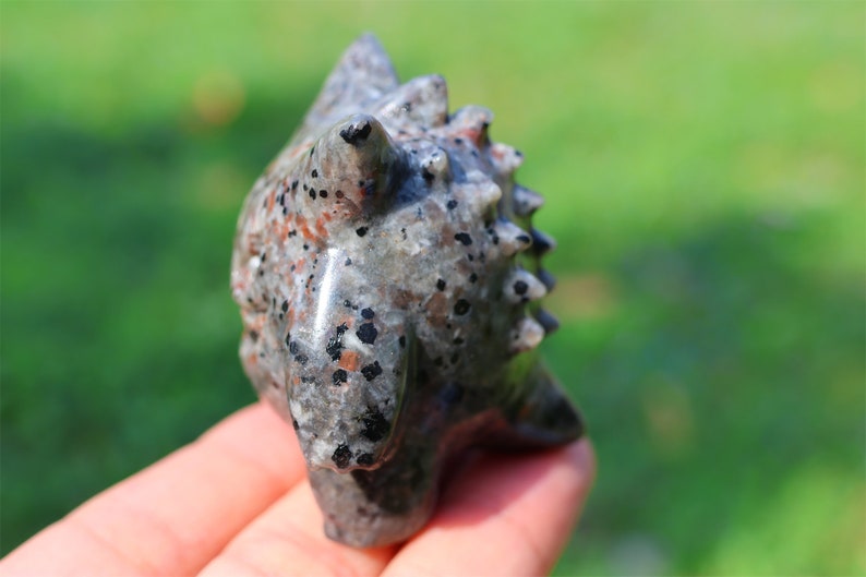 4" Natural Yooperlite Carved Gengar,Quartz Crystal Carved ,Crystal Gengar ,Yooperlite Gengar，Crystal Healing，Crystal Gifts 1PC