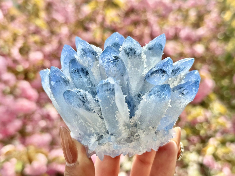 300g+ Blue Clear Quartz Cluster，Cluster Crystal，Quartz Point VUG，Mineral Specimen Healing Degaussing Decor Collection，Crystal decoration 1PC
