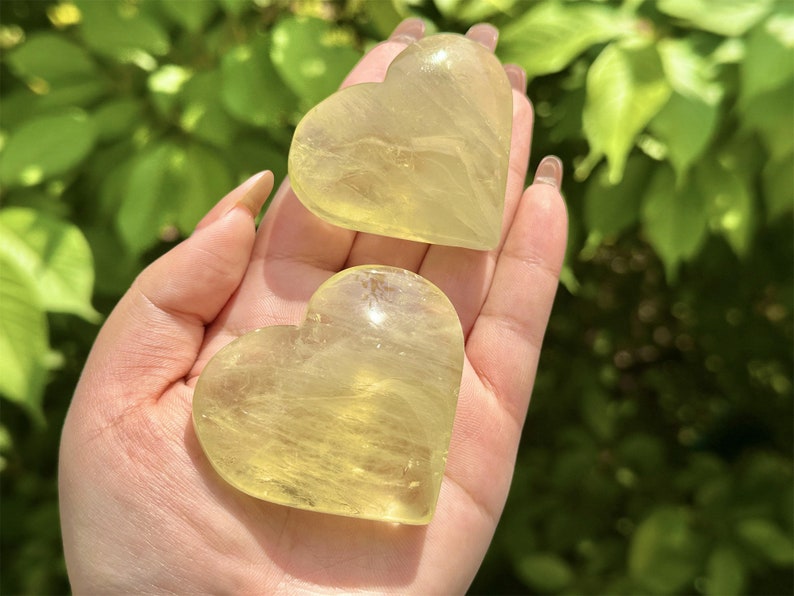 2.4" Natural Citrine Heart Stone Carving,Crystal Quartz Heart,Healing Palm Stone,Hand Carved,Reiki Healing Crystal,Home Decor,Crystal Gifts