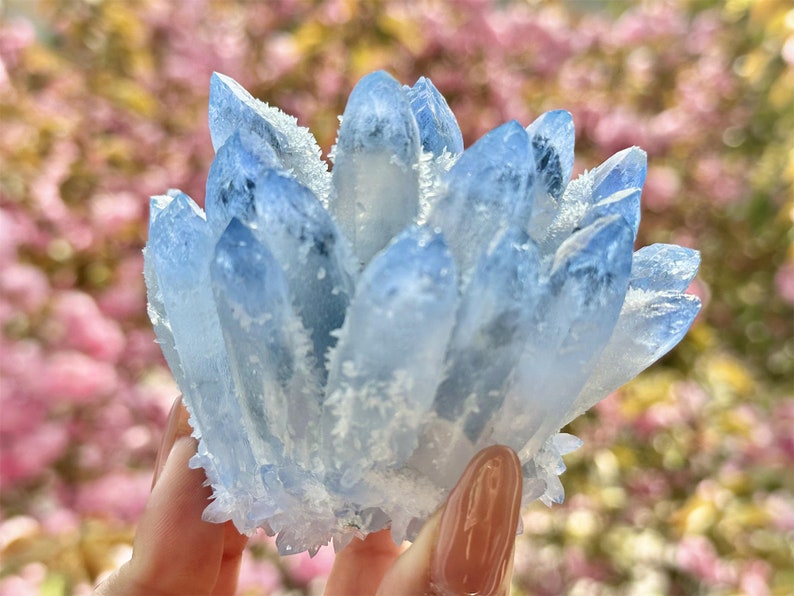 300g+ Blue Clear Quartz Cluster，Cluster Crystal，Quartz Point VUG，Mineral Specimen Healing Degaussing Decor Collection，Crystal decoration 1PC