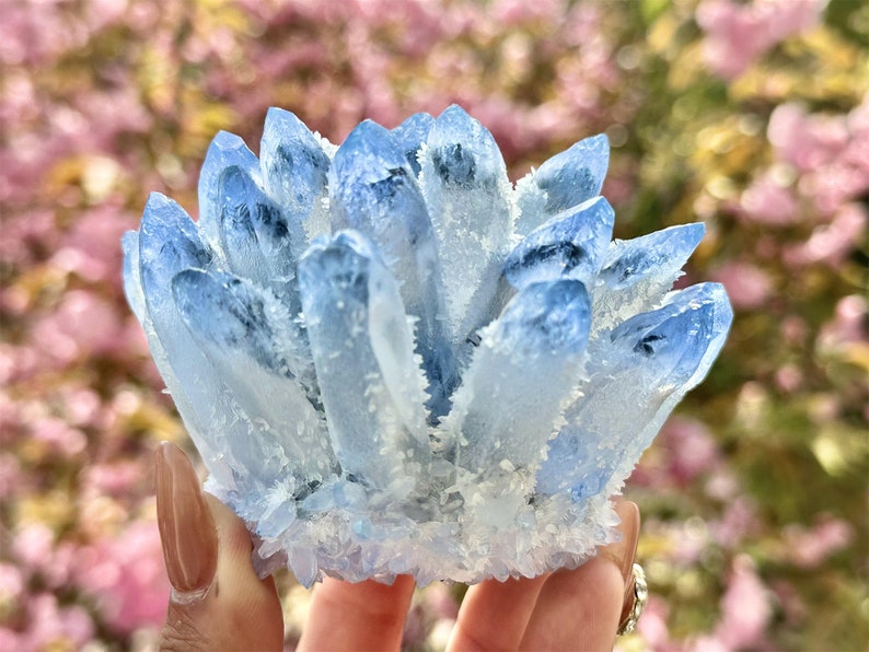 300g+ Blue Clear Quartz Cluster，Cluster Crystal，Quartz Point VUG，Mineral Specimen Healing Degaussing Decor Collection，Crystal decoration 1PC