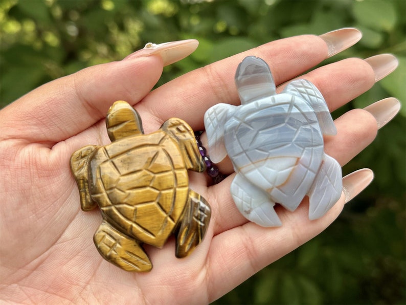 2.2" Natural Crystal Quartz Hand Carved Sea Turtle,Agate Sea Turtle,Sea Turtle Carving,Energy crystal,Reiki healing,Home Decor,gifts 1PC