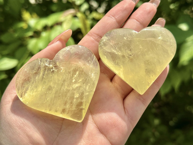 2.4" Natural Citrine Heart Stone Carving,Crystal Quartz Heart,Healing Palm Stone,Hand Carved,Reiki Healing Crystal,Home Decor,Crystal Gifts