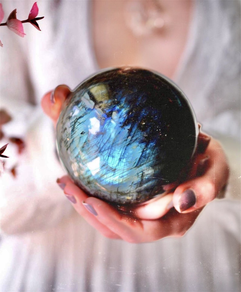 5CM+ Natural Blue Labradorite Hand Carved Sphere,Quartz Crystal Ball,Labradorite Ball,Home Decor,Crystal Healing Divination ball,CrystalGift