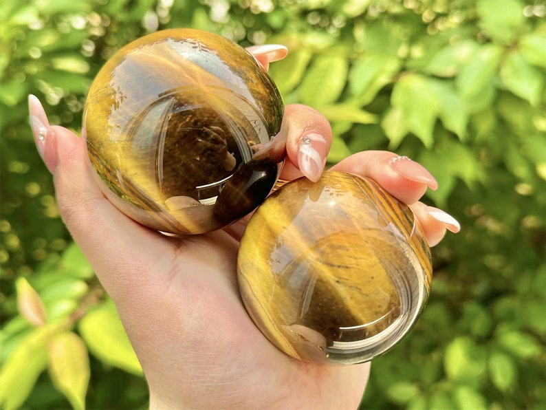 5CM+ Natural Tiger Eye Hand Carved Sphere,Quartz Crystal,Tiger Eye Ball,Home Decor,Crystal Healing Divination ball,Crystal Gift+Free Base1PC