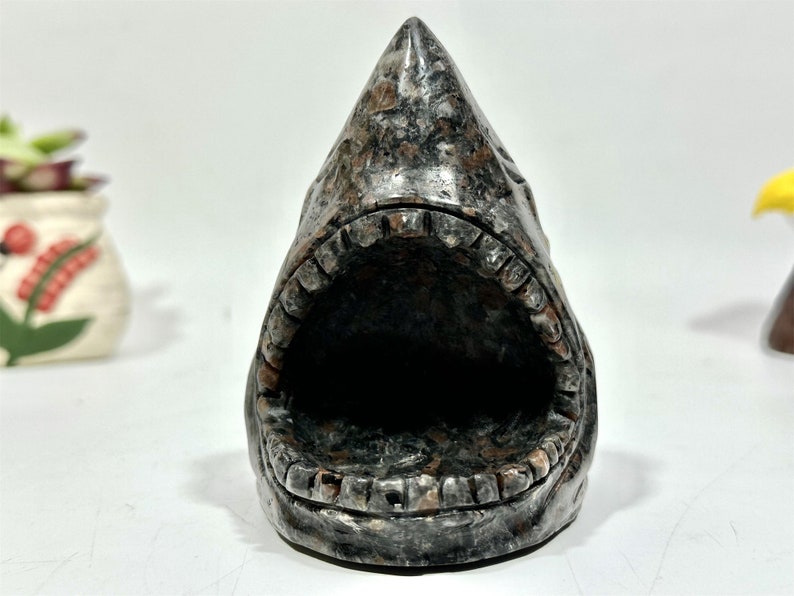 4.4" Natural Yooperlite Hand Carved Shark Head,Crystal Quartz Skull,Shark Carving,EnergyCrystal,Home Decor,Reiki healing,Crystal gift 1PC