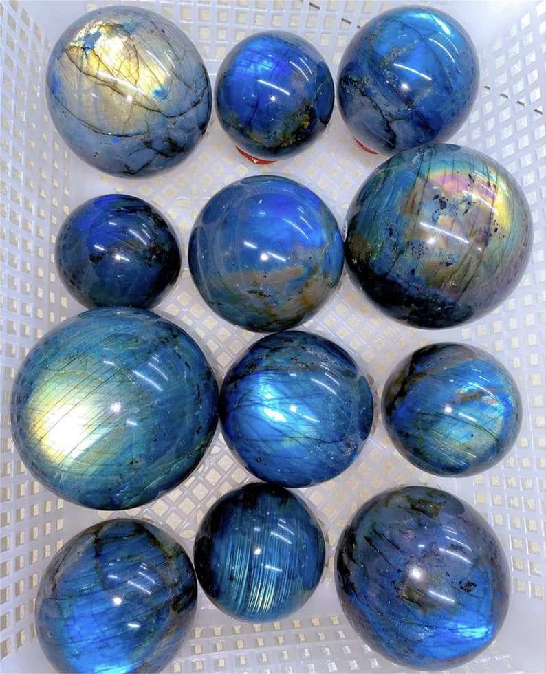 5CM+ Natural Blue Labradorite Hand Carved Sphere,Quartz Crystal Ball,Labradorite Ball,Home Decor,Energy Crystal Ball,Crystal Gifts 1PC