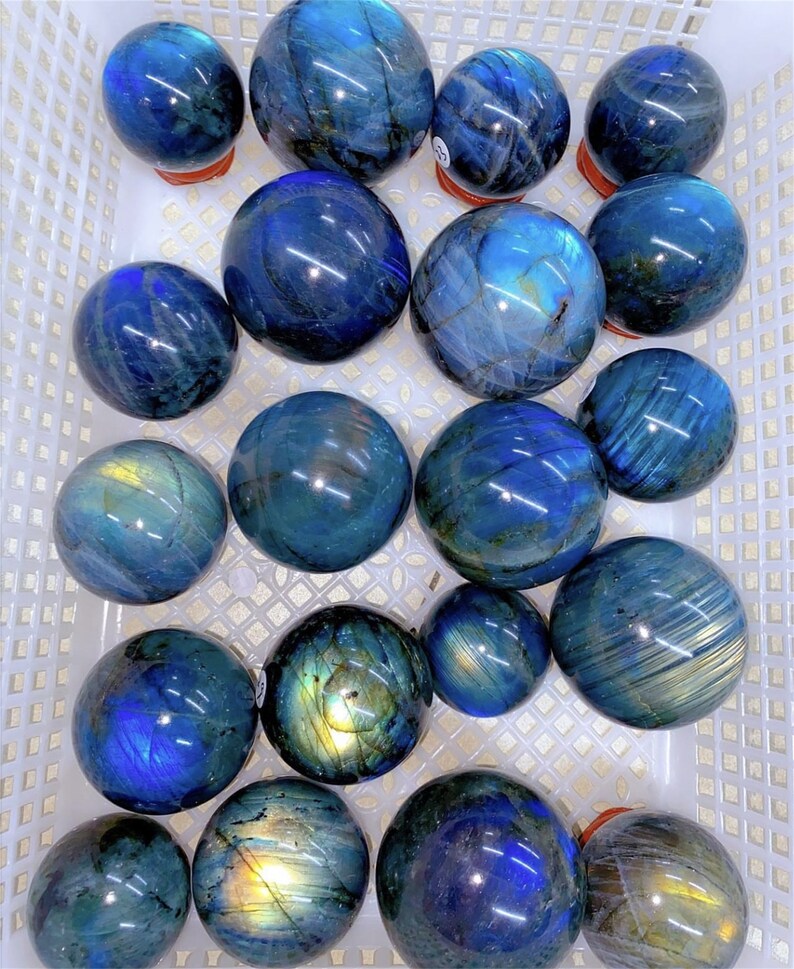 5CM+ Natural Blue Labradorite Hand Carved Sphere,Quartz Crystal Ball,Labradorite Ball,Home Decor,Energy Crystal Ball,Crystal Gifts 1PC