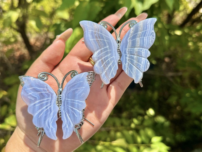 2.8" Natural Lacey Agate Hand Carved Butterfly,Crystal quartz,Butterfly Carving,Energy crystal,Reiki healing,Home Decor,Crystal gifts 1PC