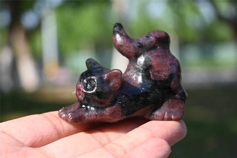 2.2'' Natural carved Garnet cat，Quartz crystal，Crystal decor，Crystal cat，Crystal gift，Crystal ornament，Chakra Reiki healing 1PC