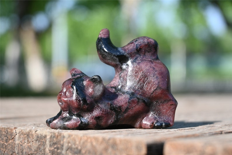 2.2'' Natural carved Garnet cat，Quartz crystal，Crystal decor，Crystal cat，Crystal gift，Crystal ornament，Chakra Reiki healing 1PC