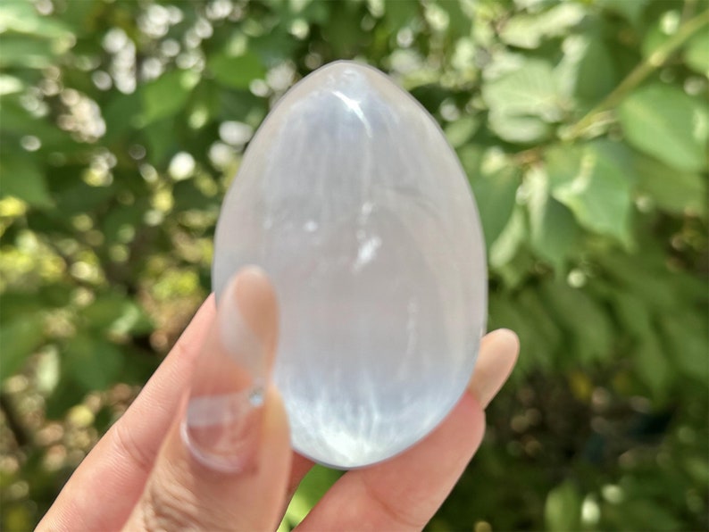 2.6“ Natural Gypsum Hand Carved Egg,Crystal Quartz Egg,Crystal Carved,Reiki healing,Home Decoration,Crystal Gifts 1PC