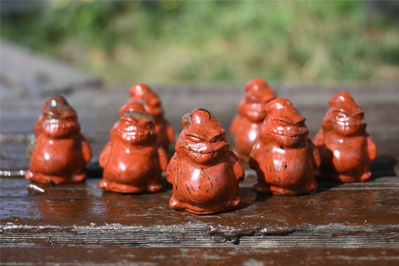 1.3'' Hand carved Red jasper Crystal Oogie/Boogie，Crystal demon，crystal decor，Crystal Oogie/Boogie，Quartz Crystal，Christmas Crystal