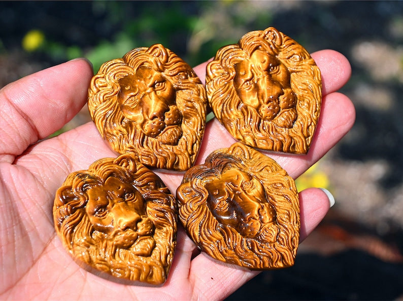 2'' carved Natural Tiger's eye Lion skull pendant，Crystal lion，Crystal lion，Crystal Healing，crystal Gift Collect Decor Easter gift 1PC