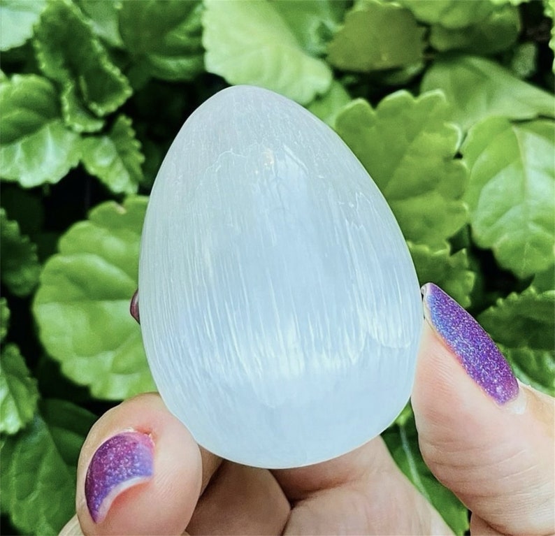 2.6“ Natural Gypsum Hand Carved Egg,Crystal Quartz Egg,Crystal Carved,Reiki healing,Home Decoration,Crystal Gifts 1PC
